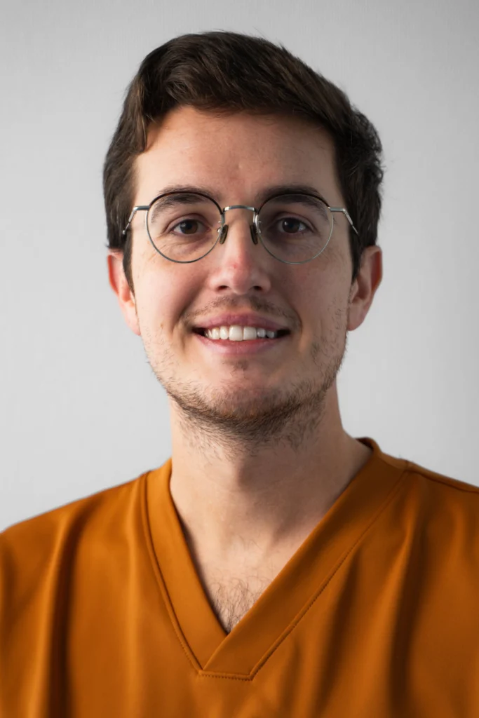 dr maxime josselin x Prendre RDV en ligne Cabinet dentaire NACRE - Dentistes à Saint-Jacques-de-la-Lande